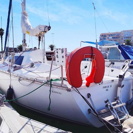 Voilier A Quai Au Calme Hotel Кане Екстериор снимка
